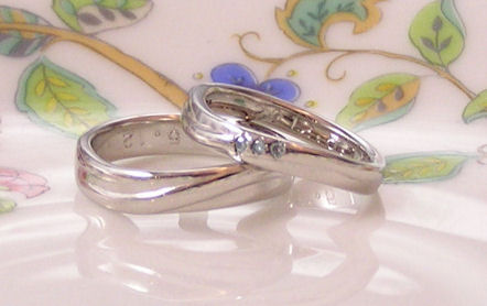 リンドウの結婚指輪