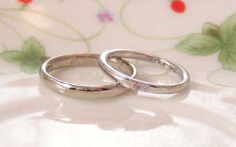 甲丸リングの結婚指輪、マリッジリング
