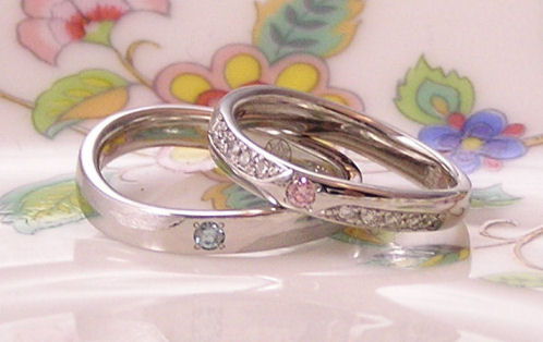 ピンクダイヤの結婚指輪
