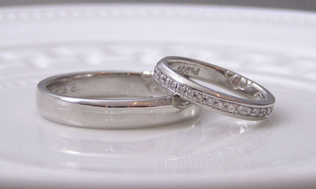 コスモスの結婚指輪