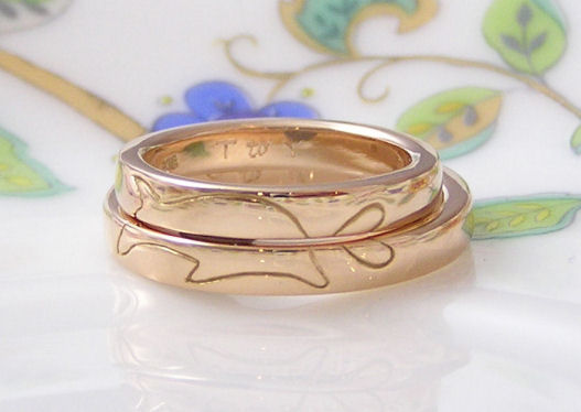イルカの結婚指輪