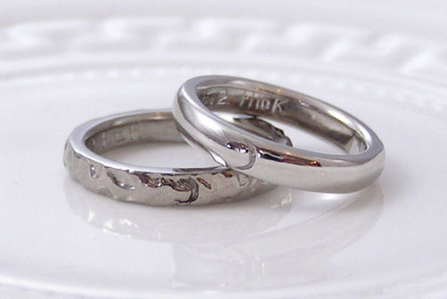 星と月の結婚指輪