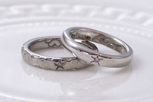 星と月の結婚指輪